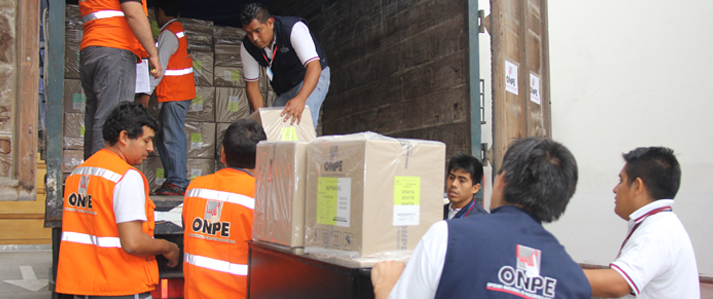 ONPE traslado material electoral a la Cancilleria para garantizar el voto de los peruanos en el exterior 