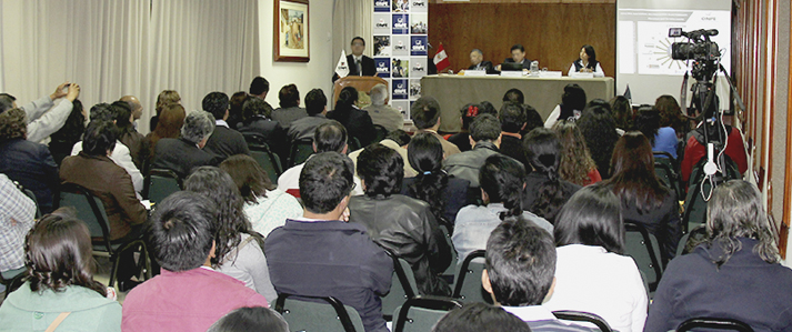 ONPE organiza taller para la elaboracion del informe financiero en Cajamarca