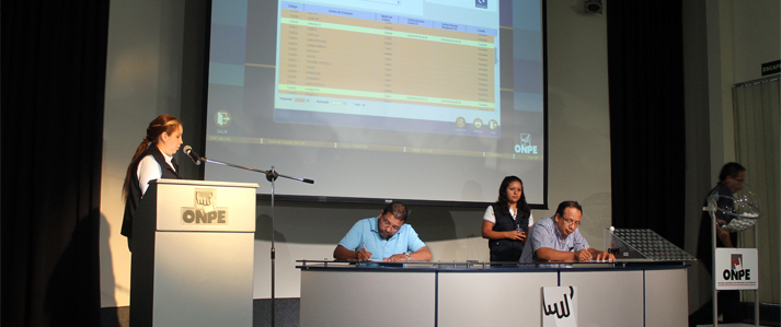 ONPE realiza simulacro oficial del sistema de computo electoral
